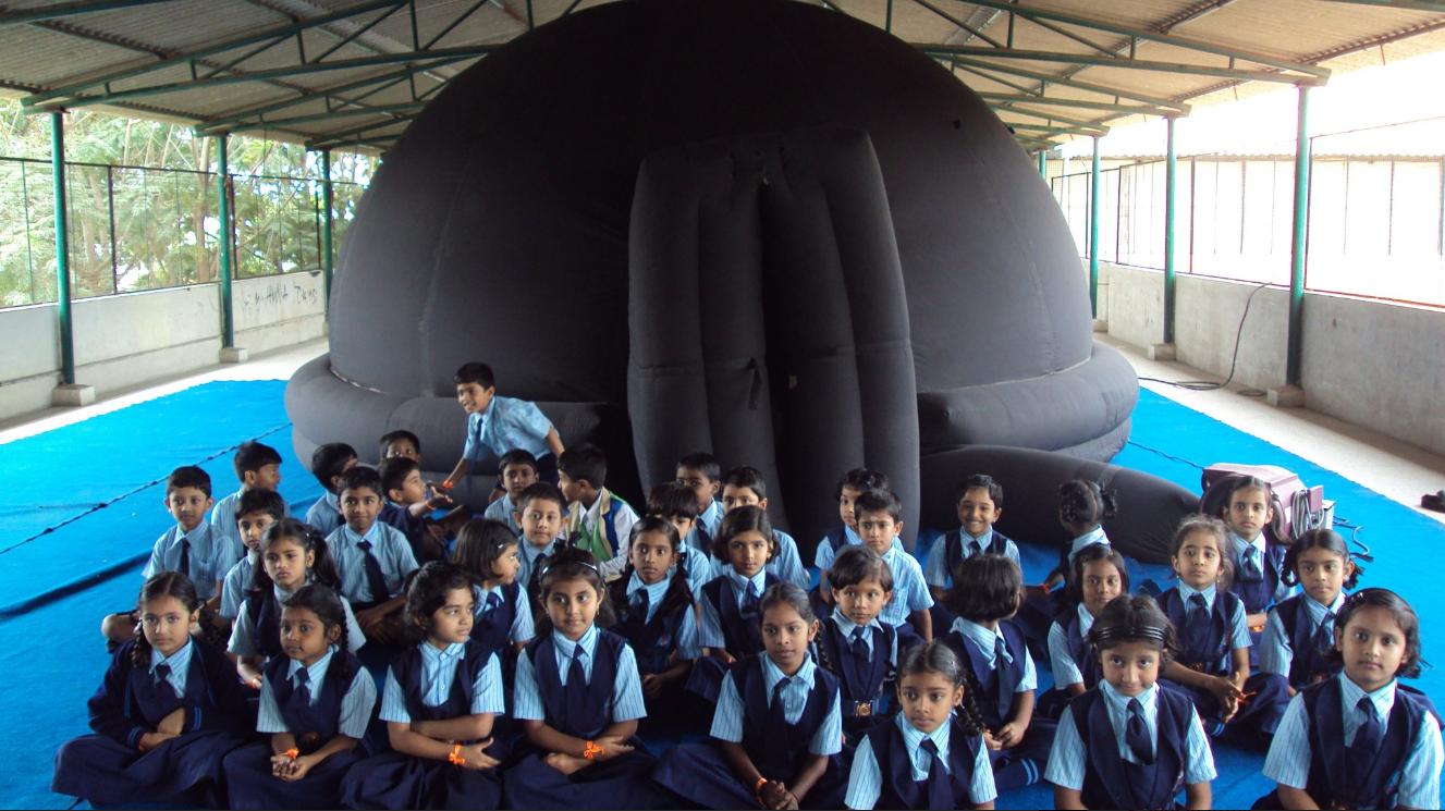 Mobile Planetarium for Schools - Tare Zameen Par