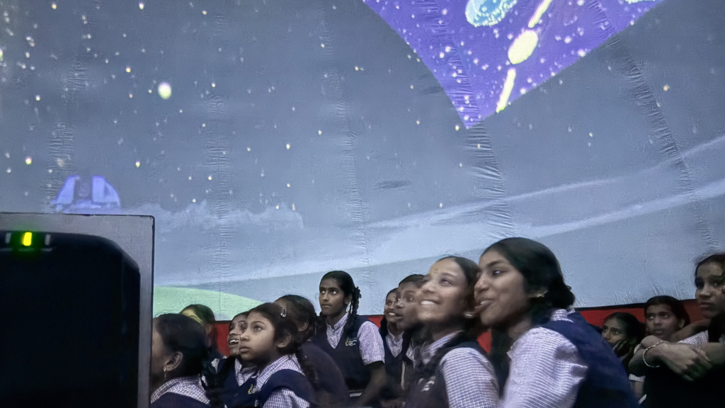 Digital Mobile Planetarium